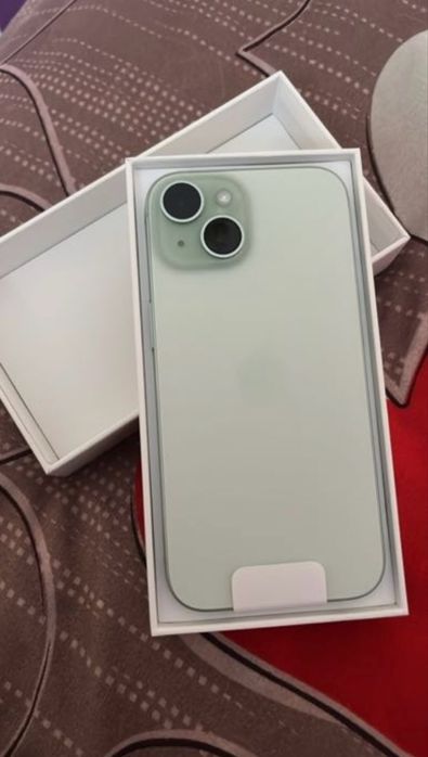 Продам айфон 15 126гб