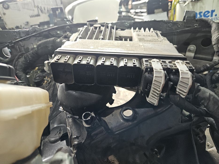 Двигателен компютър за Porsche Cayenne 3 3.0v6