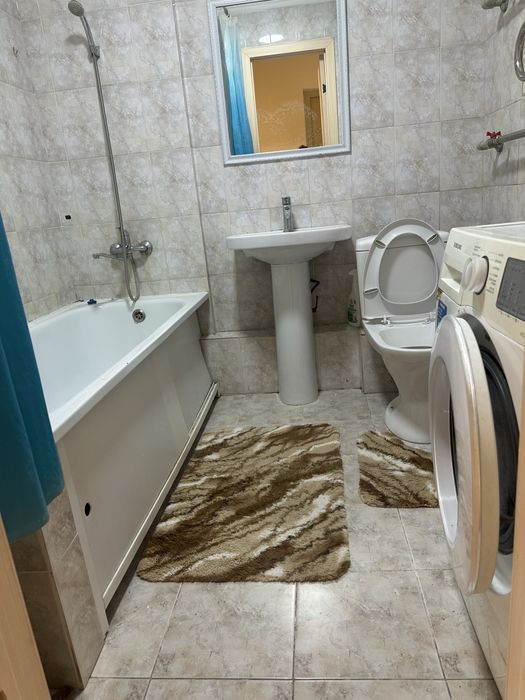 Сдам 1 ком студию ЖК Жайна. 200.000 ком услуги внутри