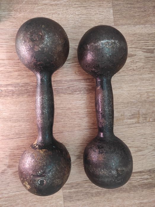 Продаю гантели 5 кг