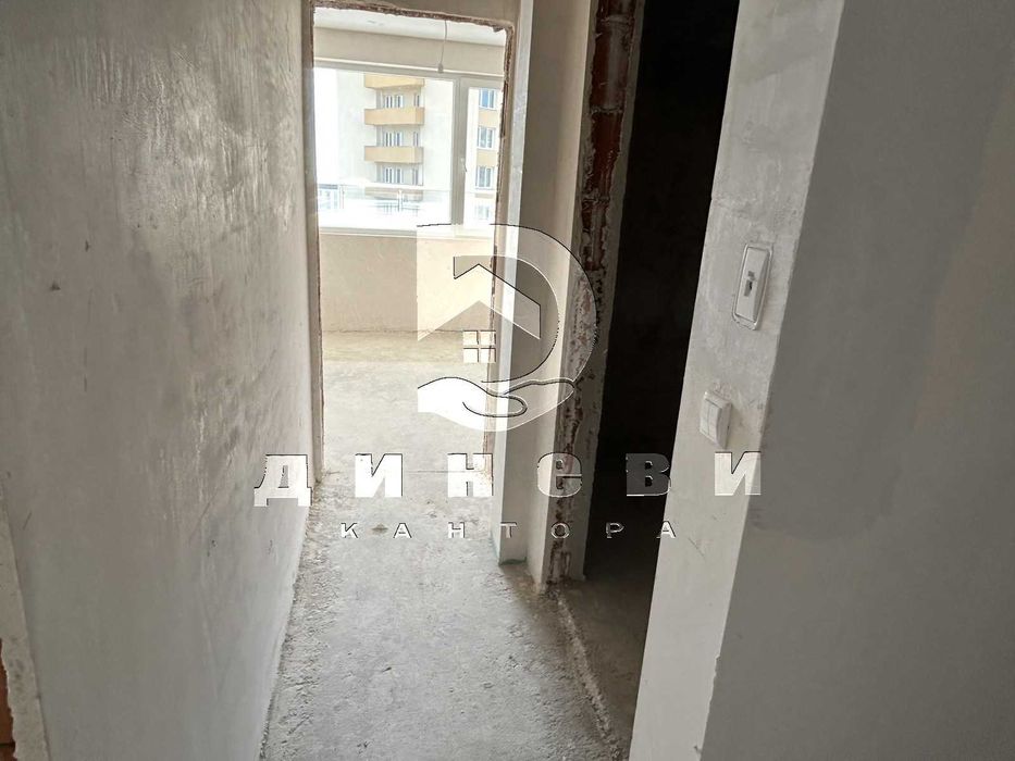 Продава се Тристаен апартамент в Стара Загора, Била - 132 кв.м за 849 €/кв.м - Снимка #3