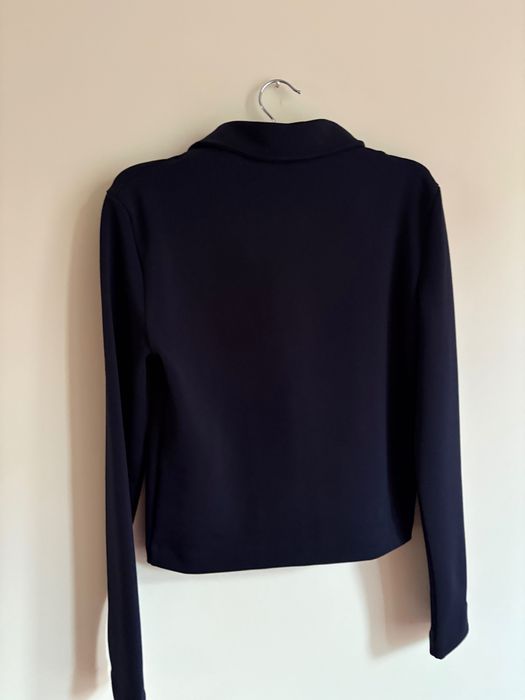Тъмносиня блуза с цип ZARA