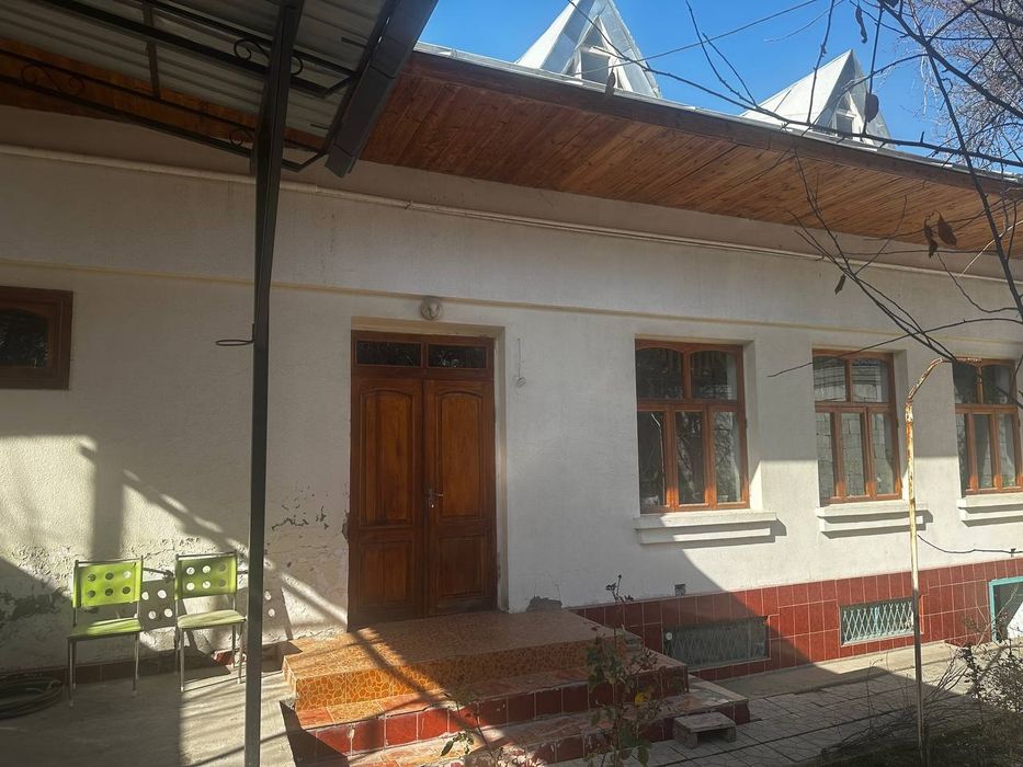 Продаётся дом в Мирзо-Улугбекском районе,