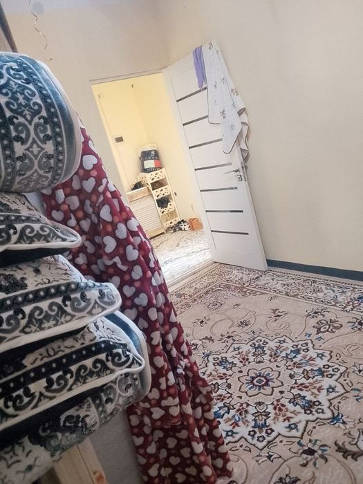 Navastroiyka yenngi qurilga ĝishtli dom 2 chi etaj 41 kv 2 xona