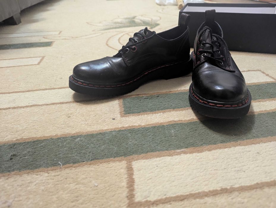 Продаются унисекс сапоги 39 размер