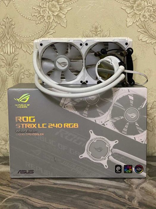 Жидкостное охлаждение кулер ASUS ROG Strix LC 240 White Full комлект