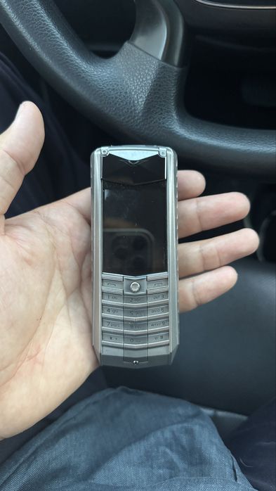 Vertu Ascent X.