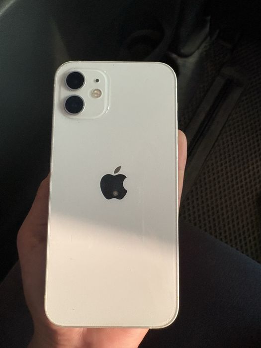 iPhone 12