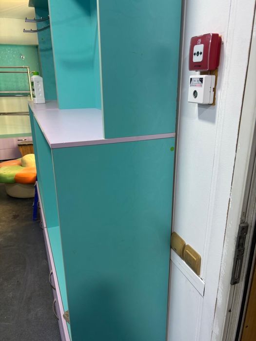 Продам недорого шкафы