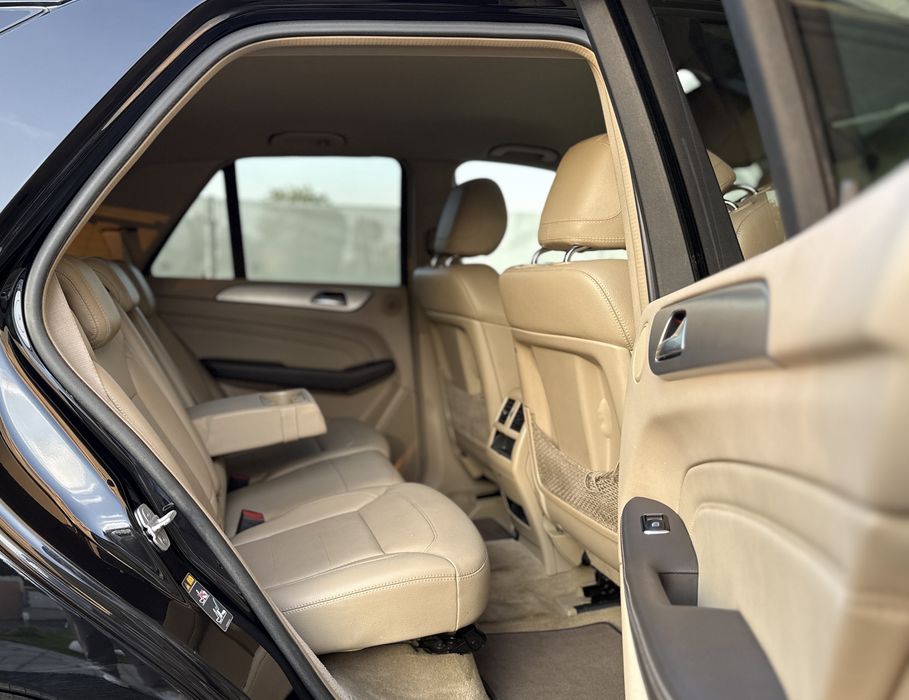 Mercedes Benz ML 350 CDi 4Matic AMG Pack An Fabricatie 2014 220.000KM