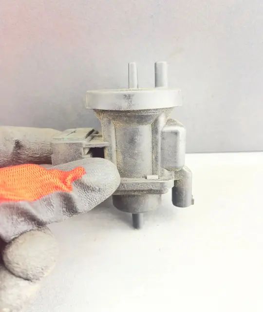 Electrovalva turbosuflanta A0005450527 Mercedes-Benz E-Class 2006