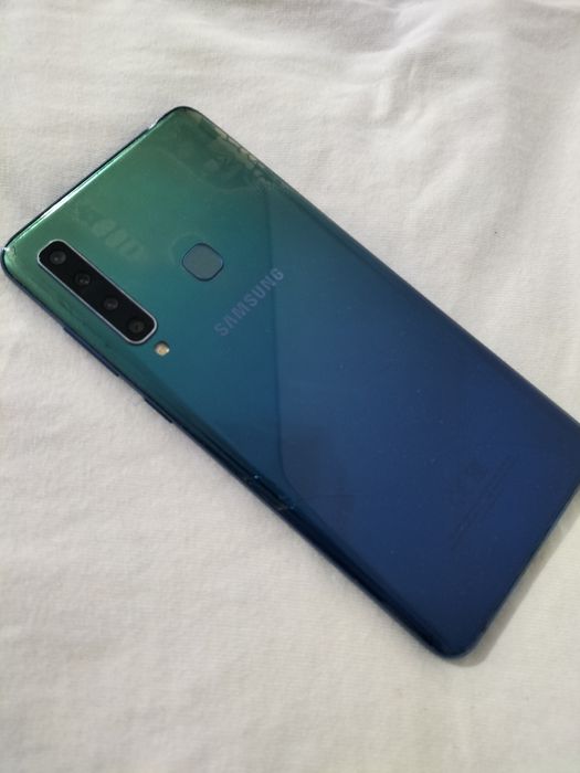 Самсунг а9 Samsung a9