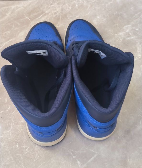Air Jordan 1 Retro Mid номер 45