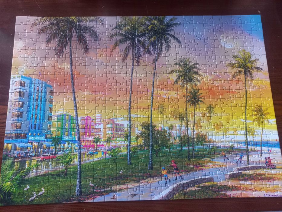 Продавам пъзели 500, 1000 части