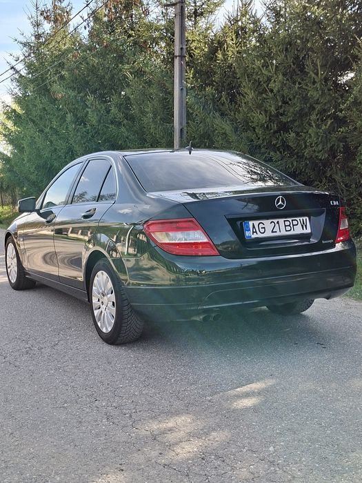 MERCEDES C200* W204* AN =16.10. 2008* Navigatie * Tempomat * 240 xxx KM REALI* Vopsea Originală * Fără Daune* Proprietar  * Certificat Fiscal PE LOC*