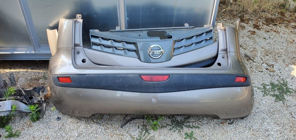 Нисан Ноте на части