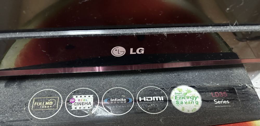 Televizor LG 32” Full HD – HDMI, SCART, VGA – Model 32LD350