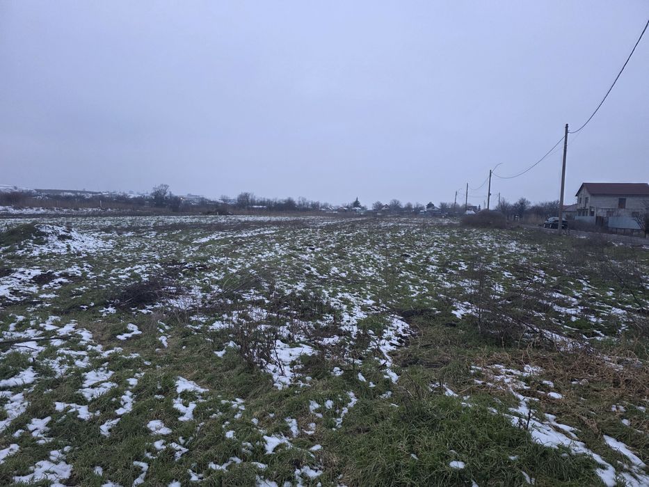 Cel mai mic pret  pe teren intavilan cu toate utilitățile