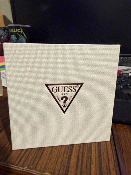 Часовник Guess GW0326G1