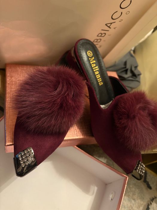 Тапочки для келиник новые