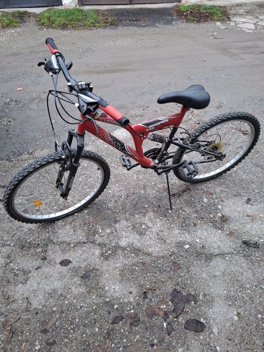 Bicicleta cu roți pe 24 inch