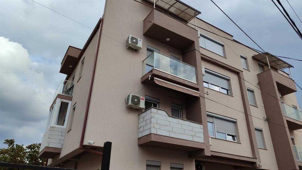 Дава се под наем Двустаен апартамент в Пловдив, Каменица 2 - 63 кв.м за 234.6 € - Снимка #3