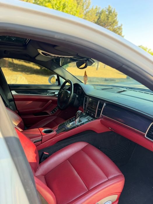 Porsche panamera 3.0i 420cp 2015