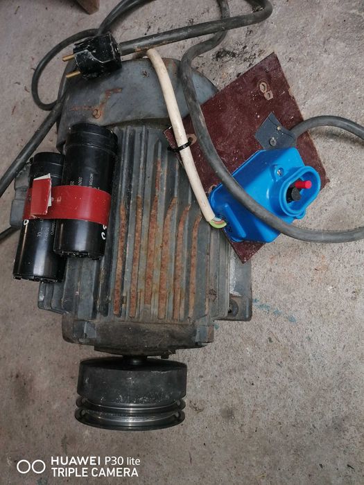 Двигатели монофазни