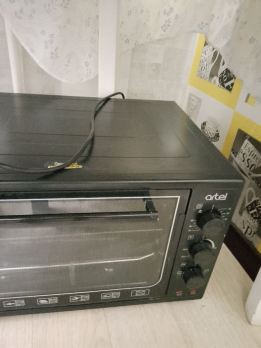 Духовка электрическая.