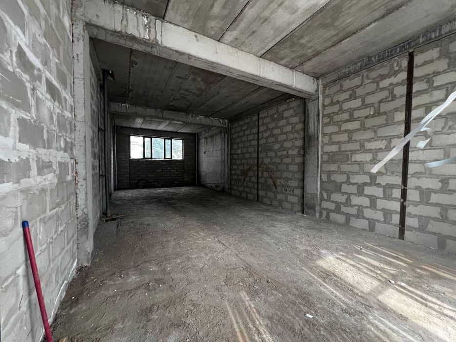 Ритейл 210 м² у PIRAMIT TOWER | фасад | парковка (55)