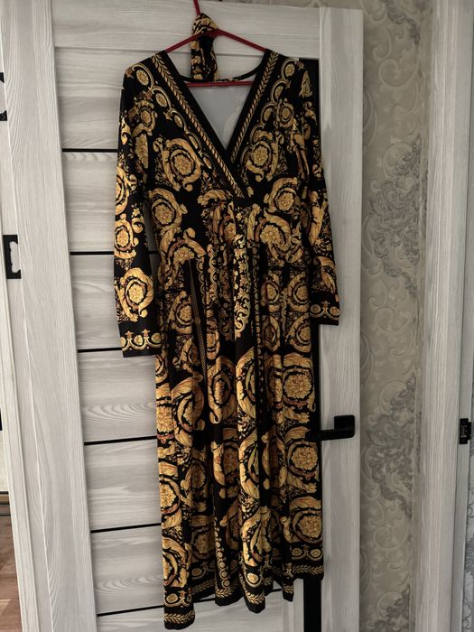 продам вечерние платья