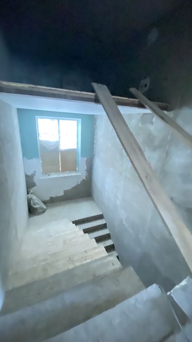 Продается коттедж в центре поселка Индербор!