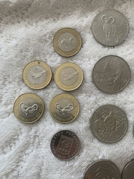 Продам монеты