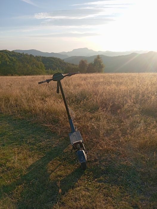Vând o trotinetă electrica myria
