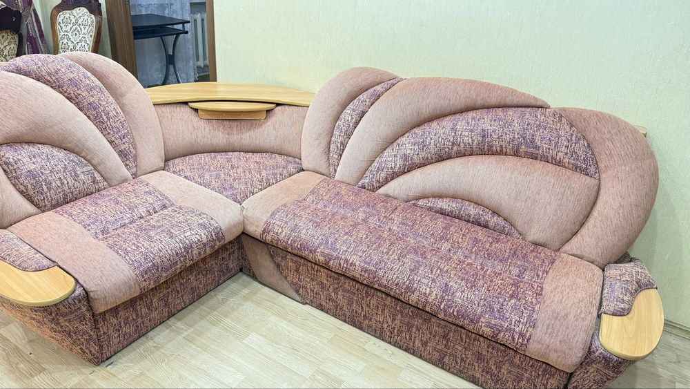 Продается угловой  диван
