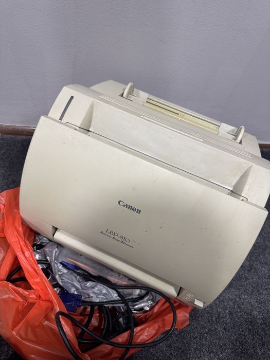 Продается принтер Canon LBP-810