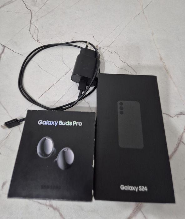 Самсунг s24 256 gbt, бонус безпроводые наушники galaxy buts pro