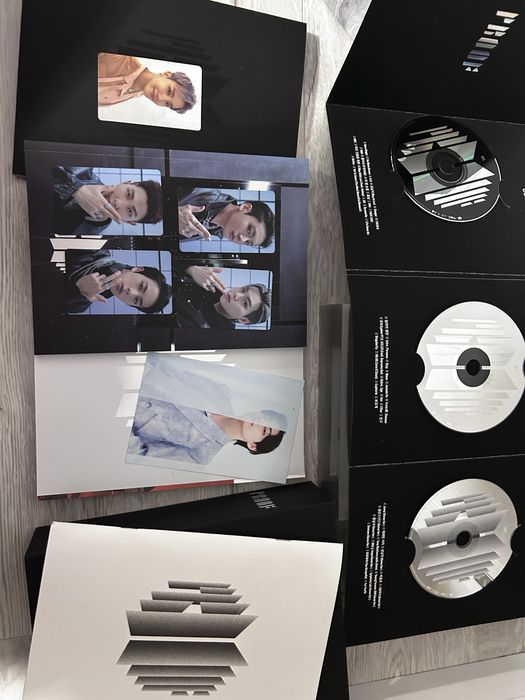 Album BTS Proof mare