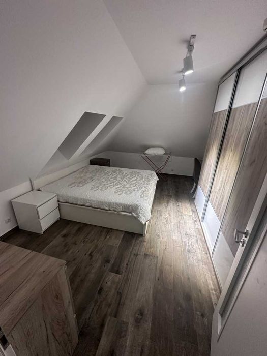 Дава се под наем Тристаен апартамент в София, в.з. Киноцентъра - 120 кв.м за 1020 € - Снимка #3