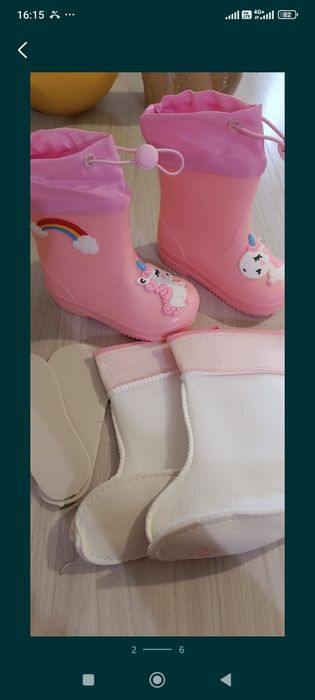 Продам резиновые сапоги для девочки