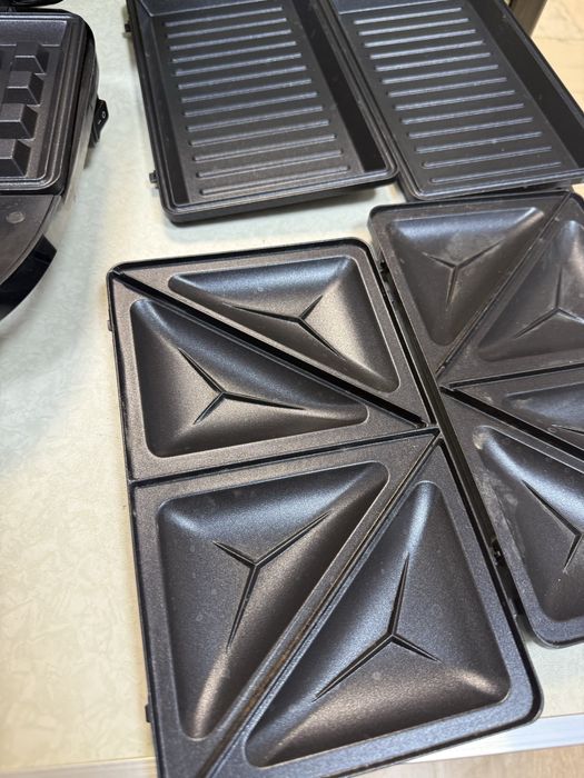 Уред за сандвичи Philips HD2350/80