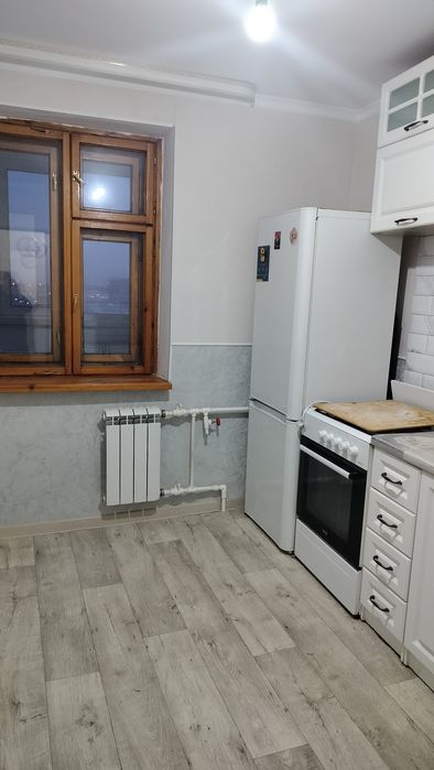 Продам квартиру не угловая