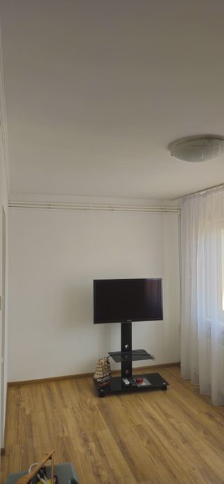 Apartament cu doua camere in C-uri ostroveni