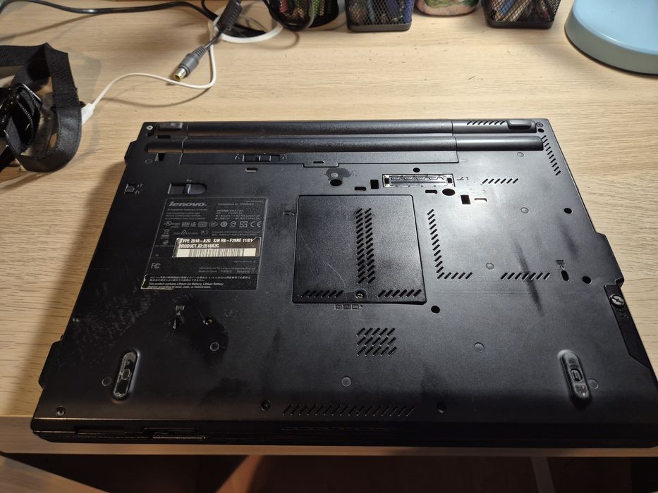 Лаптоп Lenovo t410i