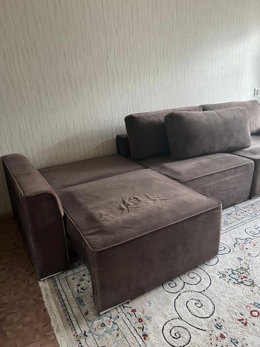 Продам диван срочно