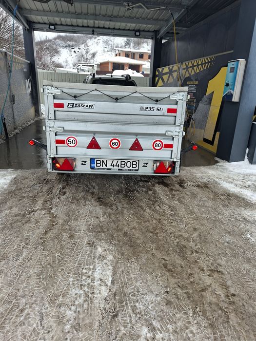 Remorcă de vânzare.