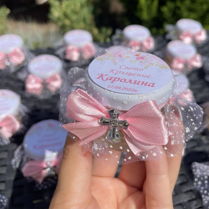 Подаръци за гости/Гипсови или соеви Ангелчета/Бурканчета с мед-свещ