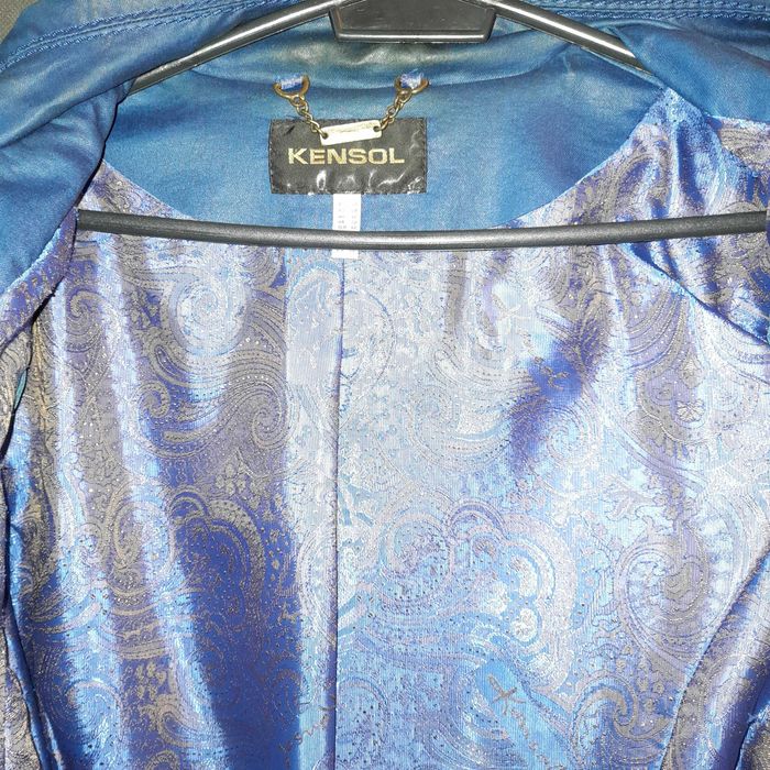 Дамско яке на Кенсол