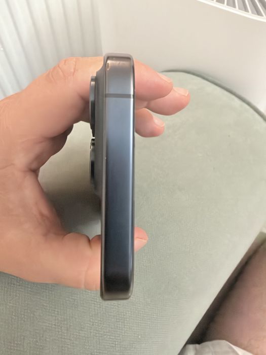 Iphone 15 pro pentru piese deblocat