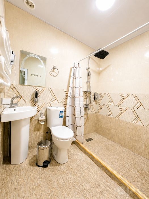 Shahina Hotel Registon